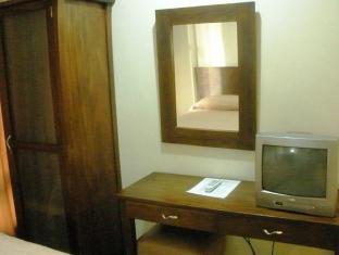 לאואג Isabel Suites מראה חיצוני תמונה